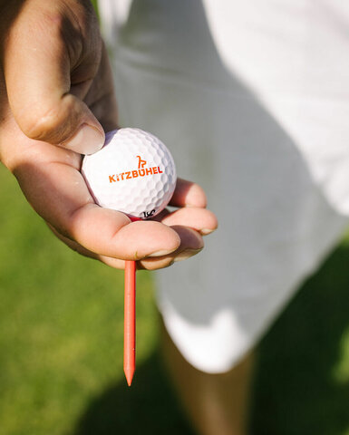 Golfball am Golfplatz Kitzbühel-Schwarzsee-Reith